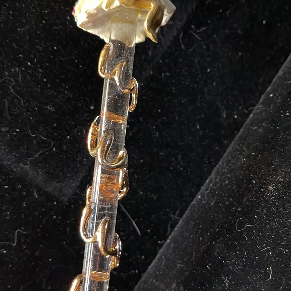 Avon (1997) Vintage Collectible ”Sparkling Icicle Ornament Angel” (crystal)